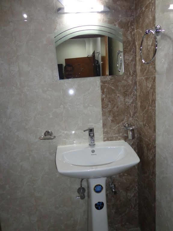 Hotel Thai International Bodh Gaya Esterno foto