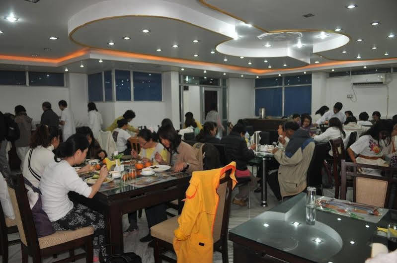 Hotel Thai International Bodh Gaya Esterno foto